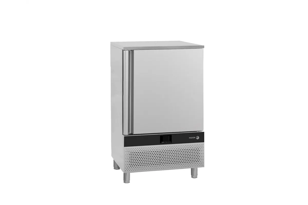 Szybkoschładzarka CONCEPT z funkcją szybkozamrażania 8xGN 1/1 790x800x1290 mm 230V Fagor CBC-081 HC