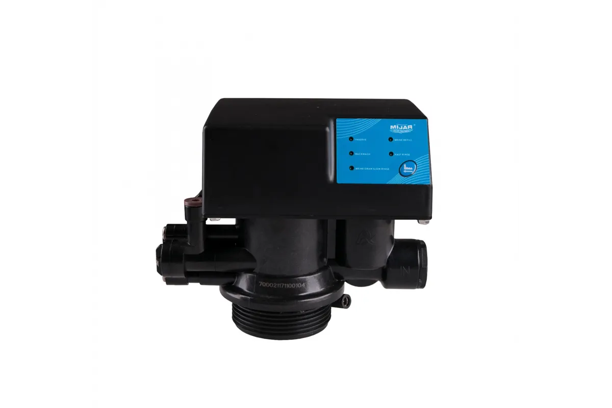 Zmiękczacz półautomatyczny, inicjacja regeneracji przyciskiem Pluton E Mijar