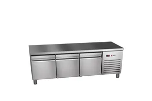 Stół chłodniczy 700mm GN 1/1, 3x2/3 drzwi pełne 1792x700x584mm, 253W 230V Asber ETPB-180 HC 90NS