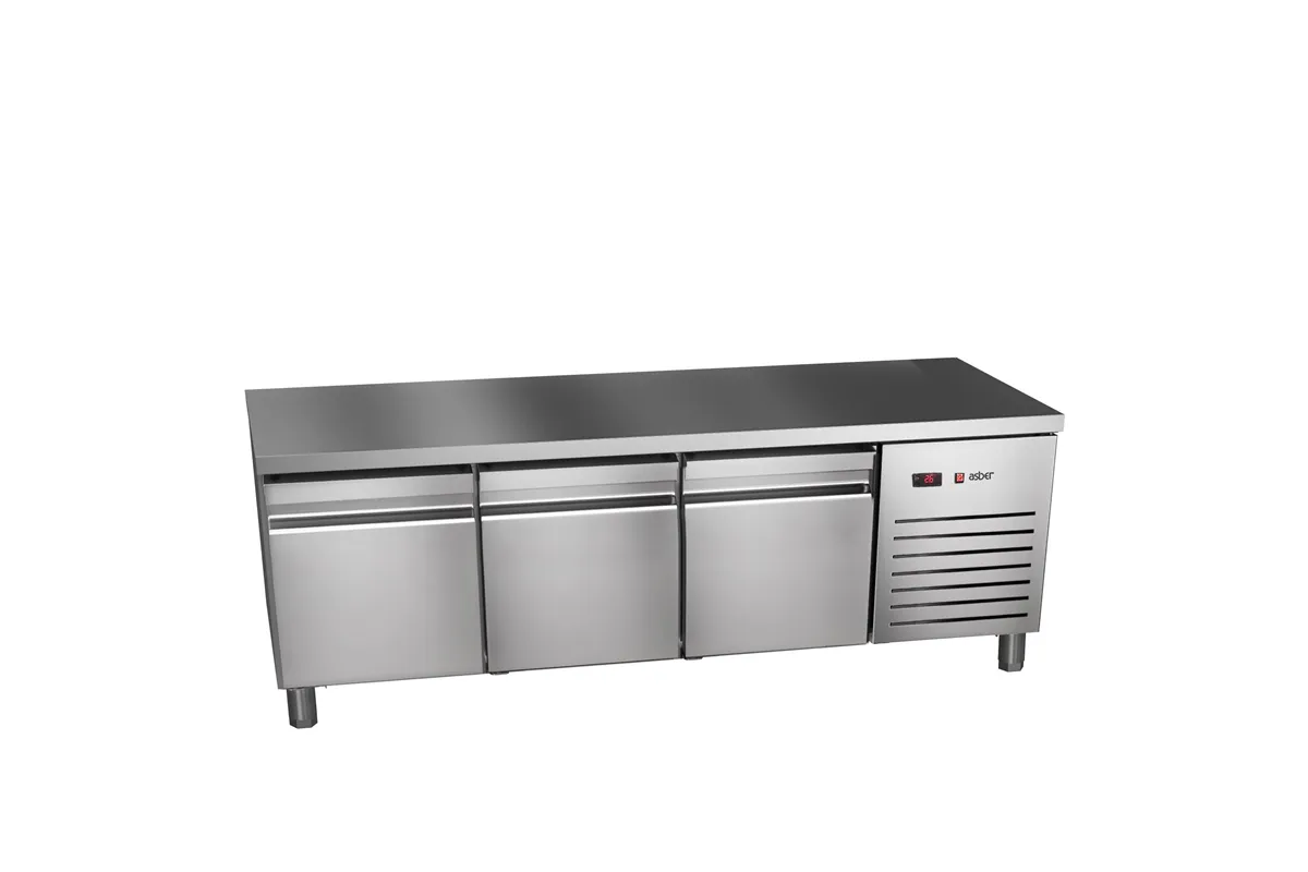 Stół chłodniczy 700mm GN 1/1, 3x2/3 drzwi pełne 1792x700x584mm, 253W 230V Asber ETPB-180 HC 90NS