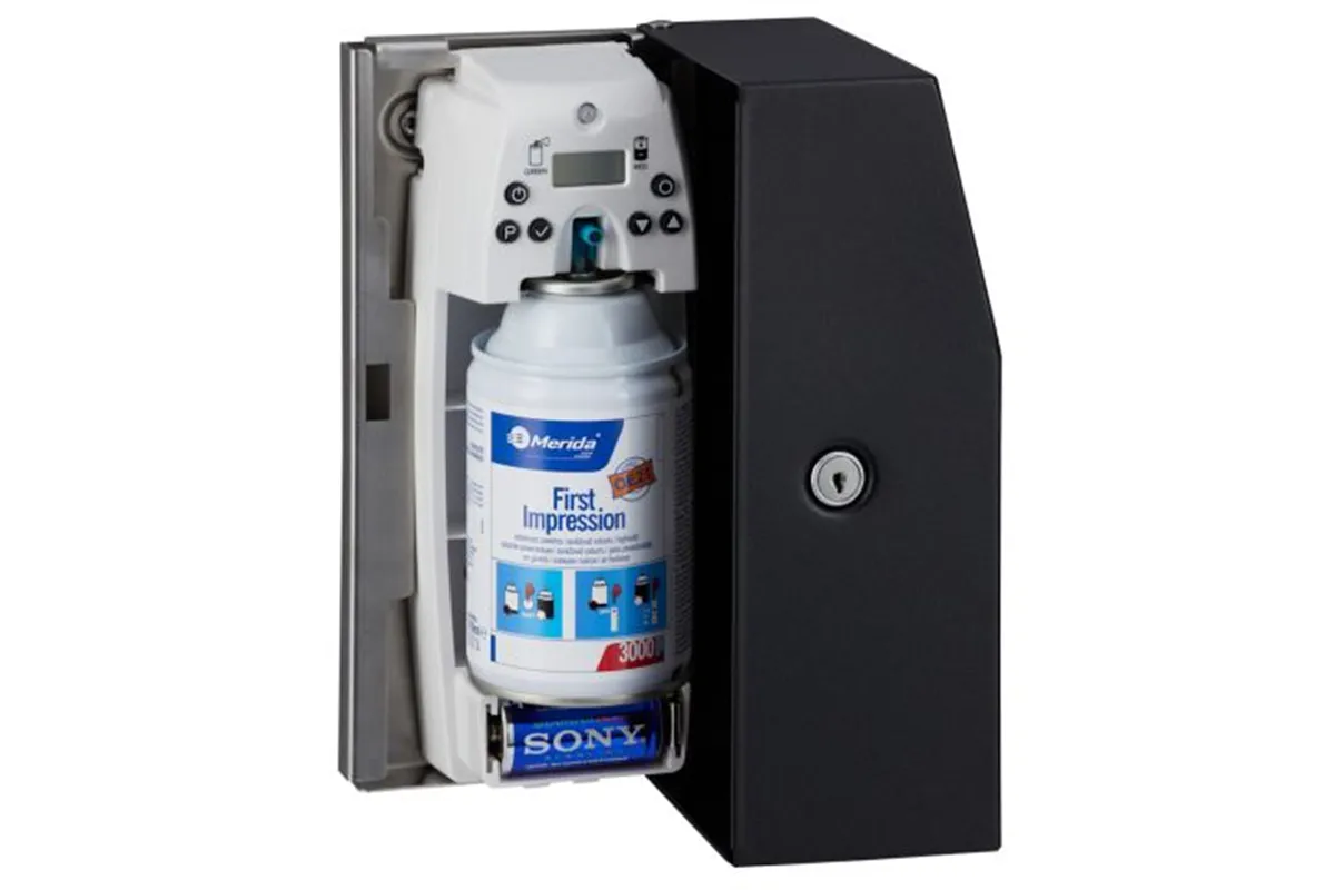 Obudowa odświeżaczy powietrza MERIDA STELLA BLACK LINE, czarna
 Merida GSC018