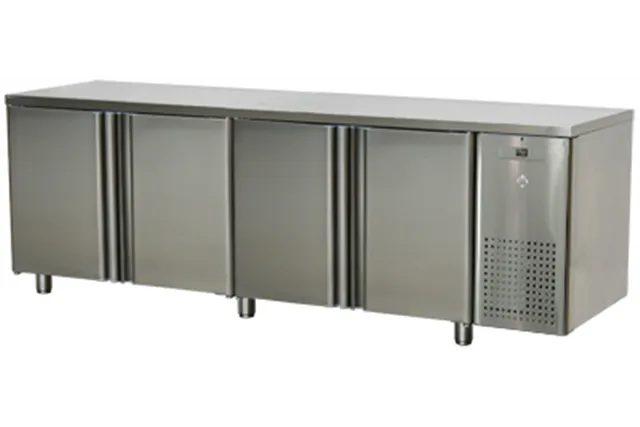 SCH - 4D/N ﻿﻿Stół chłodniczy czterodrzwiowy RM Gastro