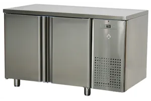 SM - 2D/N ﻿﻿Stół mroźniczy dwudrzwiowy RM Gastro