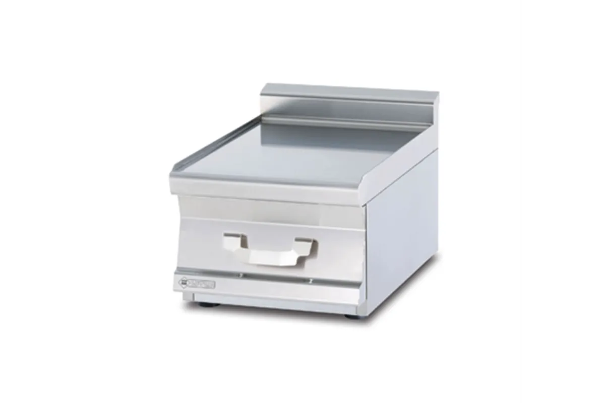 PLT - 64 ﻿﻿Płyta robocza RM Gastro