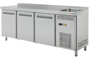 RT 3DS ﻿Stół chłodniczy trzydrzwiowy ze zlewem Red Fox