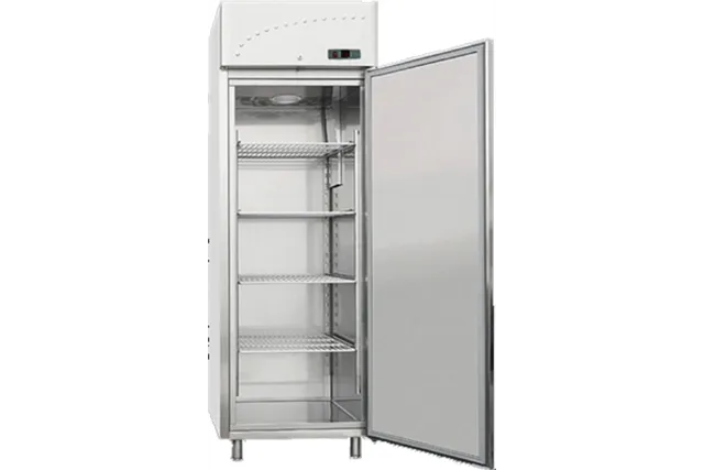 LS - 70 ﻿﻿Szafa chłodnicza GN 2/1 RM Gastro