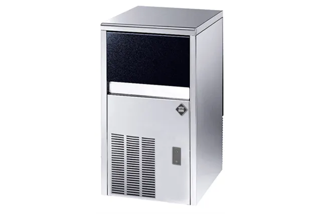 IMC - 2809 W ﻿﻿Kostkarka do lodu chłodzona wodą RM Gastro