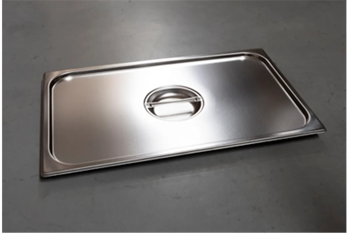 P - 2/3 ﻿Pokrywka Red Fox