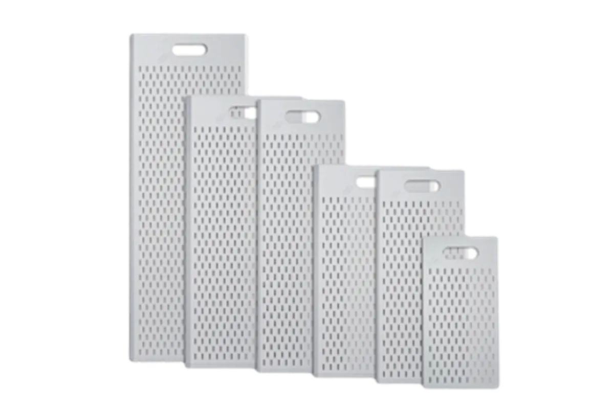 AM-3090AF Płyta do pizzy prostokątna perforowana POWERED BY RM