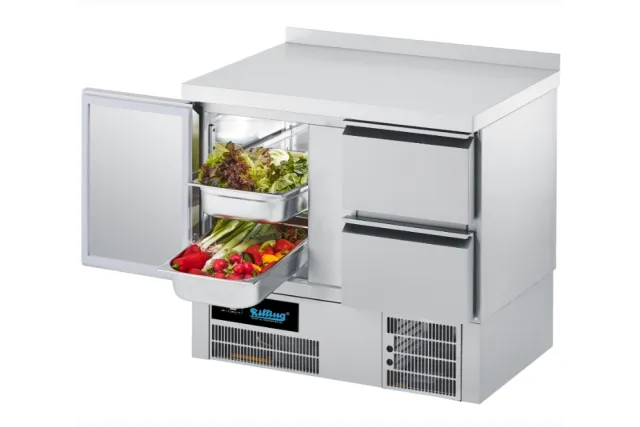 Stół chłodniczy GN 1/1  z własnym chłodzeniem z blatem bez rantu tylnego  AKT T0795 2AEV