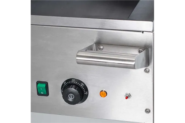 Patelnia elektryczna uchylna na stelażu, Gredil, 700x786x912 mm, P 6.3 kW, U 400 V Gredil 778003