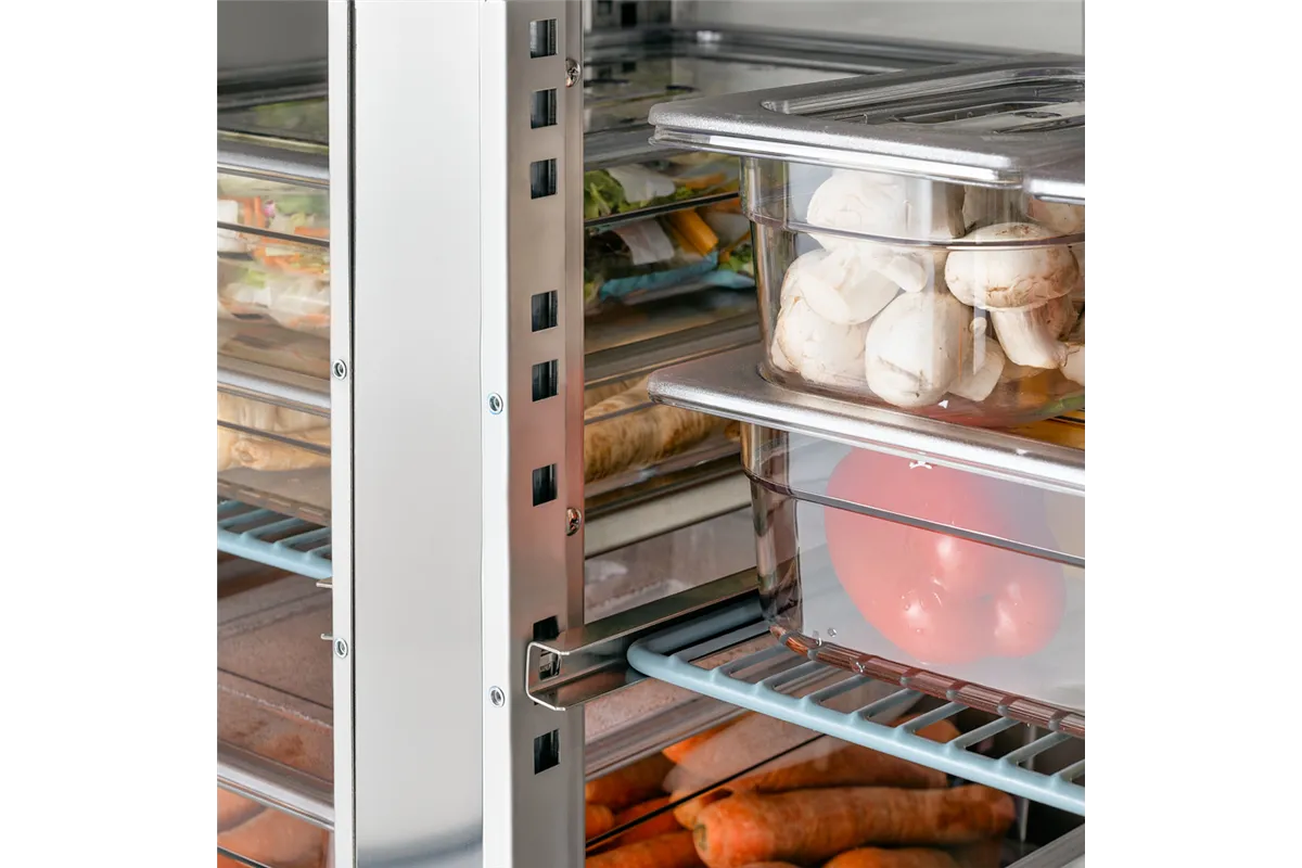 Stół chłodniczy 3 drzwiowy, agregat po prawej stronie, Frost, GN 1/1, V 312 l Stalgast 835036