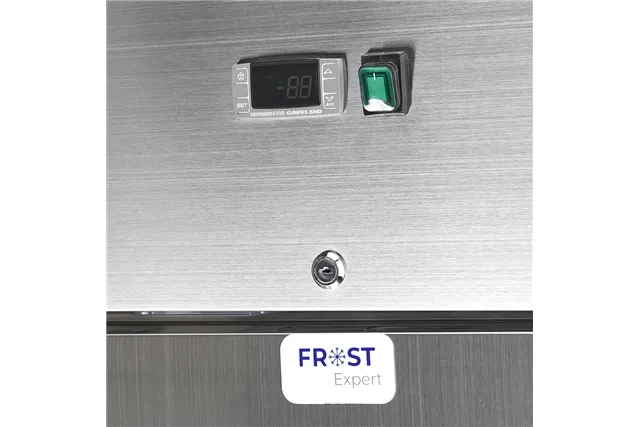 Szafa mroźnicza ze stali nierdzewnej na nóżkach, Frost, GN 2/1, V 460 l Stalgast 835627