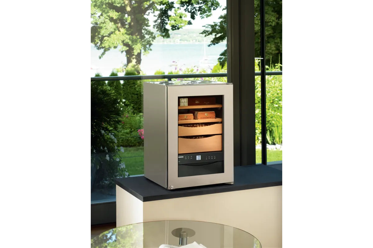 Humidor Liebherr 61,2x42,5x47,8 cm ZKes453