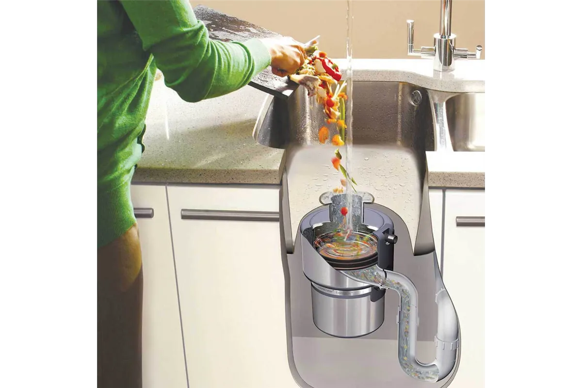 Młynek koloidalny z włącznikiem pneumatycznym, P 0.56 kW, U 230 V Stalgast 650022