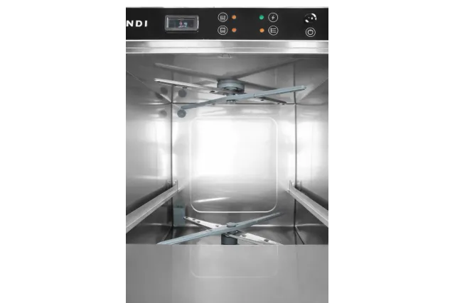 Zmywarka do naczyń 50x50  z dozownikiem detergentu i pompą spustową 230V/3600W 600x570x830mm Hendi 230251