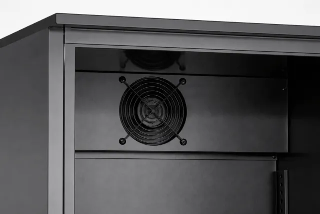 Lodówka barowa 1-drzwiowa, 243L, 600x530x(H)1820mm, czarna Arktic 236956