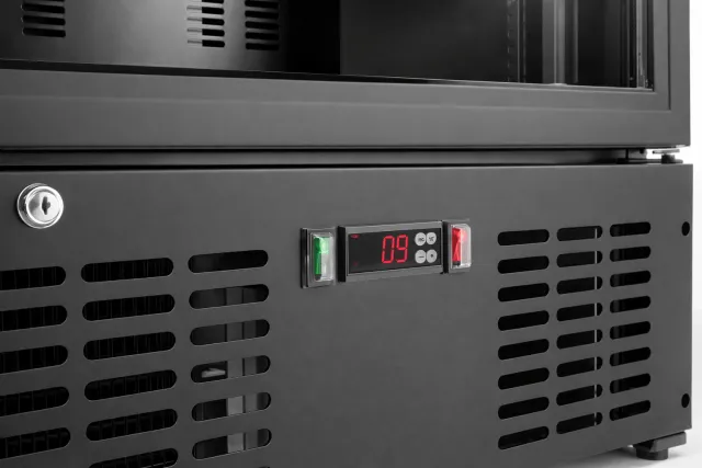 Lodówka barowa 1-drzwiowa, 243L, 600x530x(H)1820mm, czarna Arktic 236956