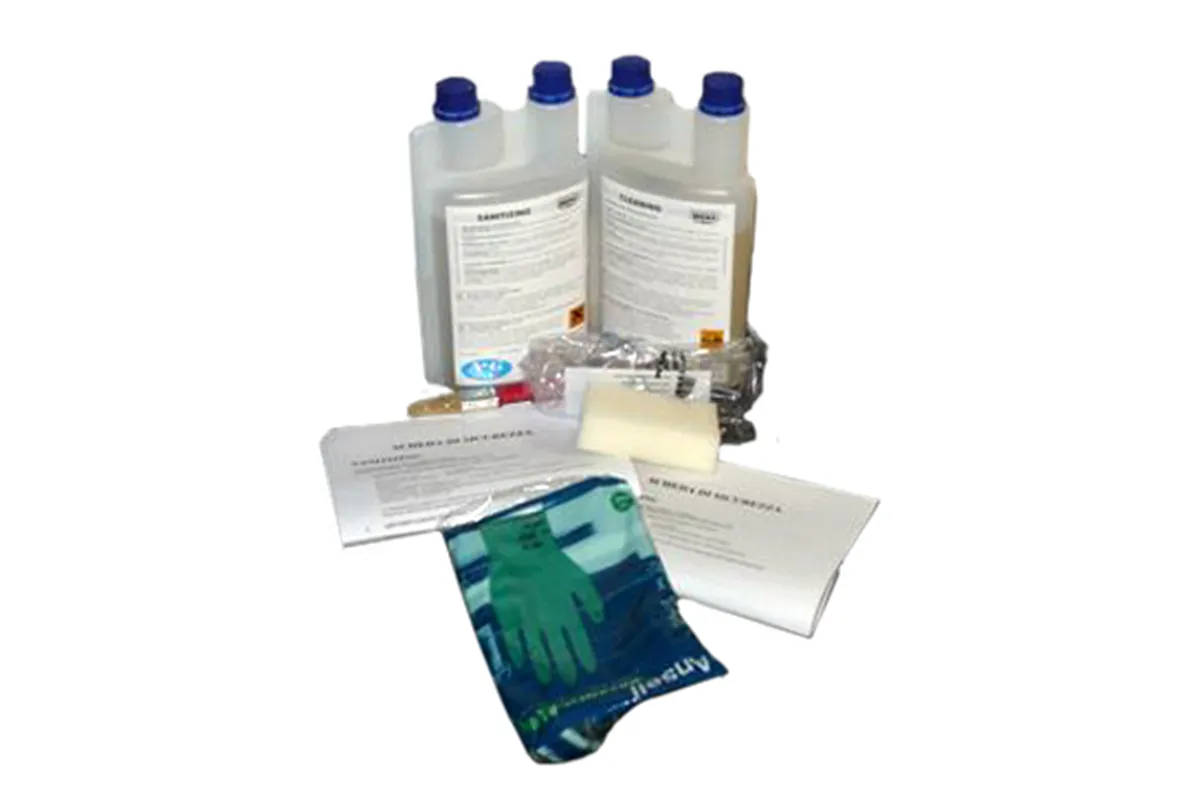 KIT CLEANER Środek do czyszczenia kostkarek 24 szt. RM Gastro 00009860