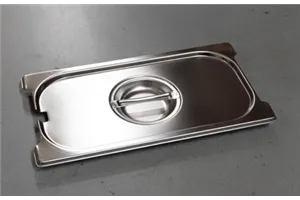 PUCH - 1/3 ﻿Pokrywka z wycięciem na uchwyt i chochlę Red Fox 00001730