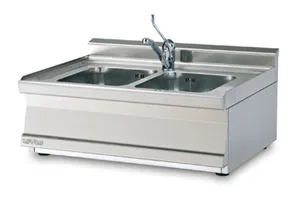 LAT-68 ﻿﻿Zlew z baterią RM Gastro 00000573