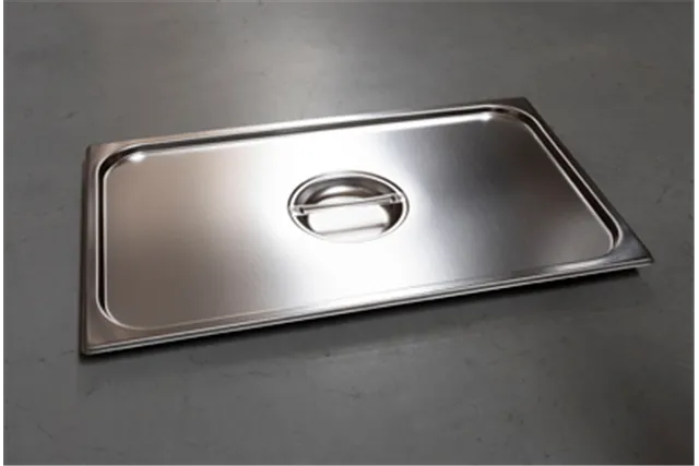 PS - 1/6 ﻿Pokrywka z uszczelką silikonową Red Fox 00001738