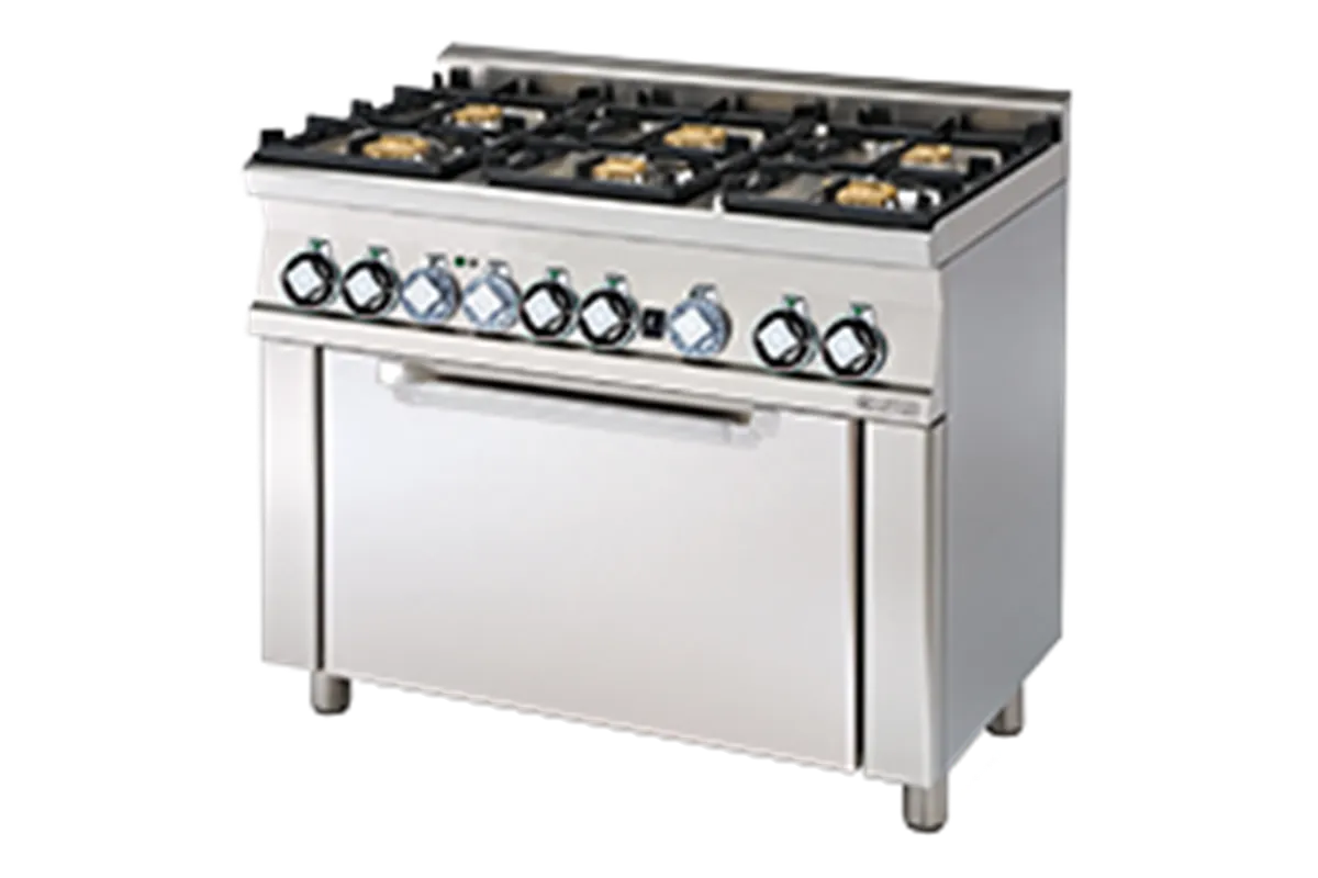 CF6-610 G ﻿﻿Kuchnia gazowa z piekarnikiem RM Gastro 00000673