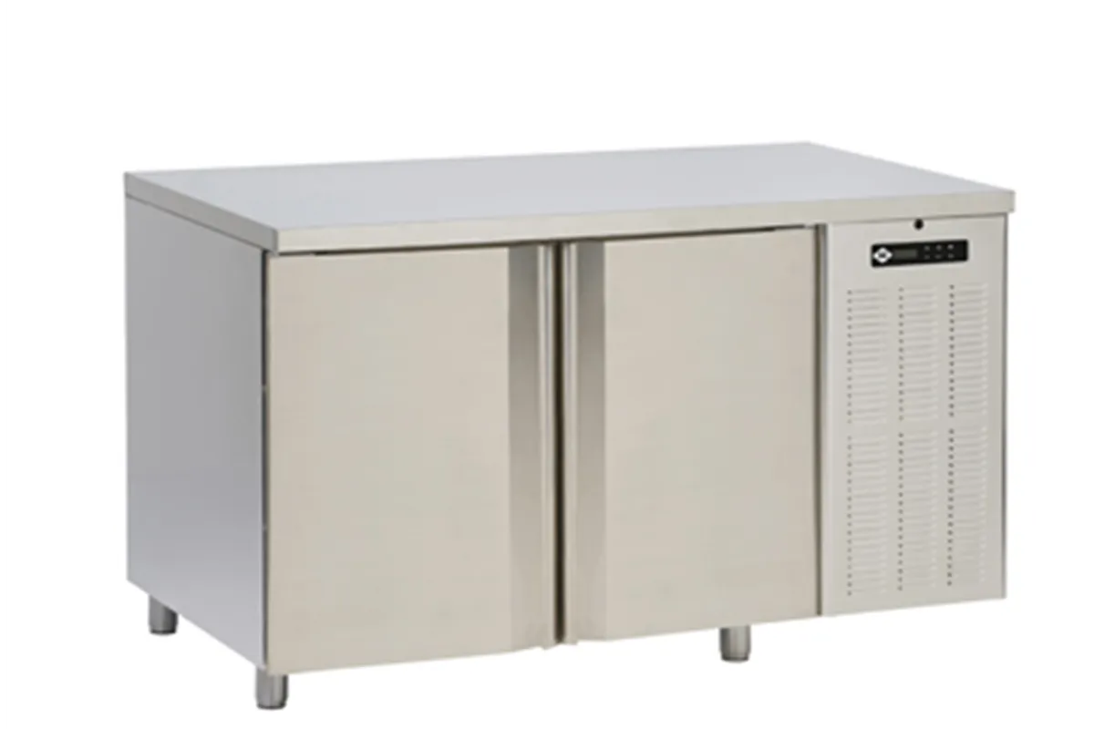 SCH 2D-4Z DL Stół chłodniczy czteroszufladowy z rantem RM Gastro 00029376