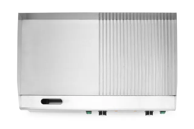 Płyta grillowa w połowie żebrowana, Budget Line, 1/2 gładka, 1/2 ryflowana, 400V/4400W, 720x460x241mm HENDI 154991