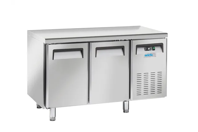 Stół mroźniczy 2-drzwiowy z agregatem bocznym, GN 1/1, 230V/570W, 1380x700x850mm Arktic 236734