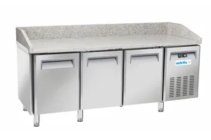Stół chłodniczy do pizzy 3-drzwiowy, 186L, 220-240V/450W, 2025x800x1040mm Arktic 236796