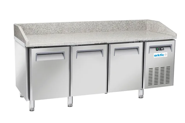 Stół chłodniczy do pizzy 3-drzwiowy, 186L, 220-240V/450W, 2025x800x1040mm Arktic 236796