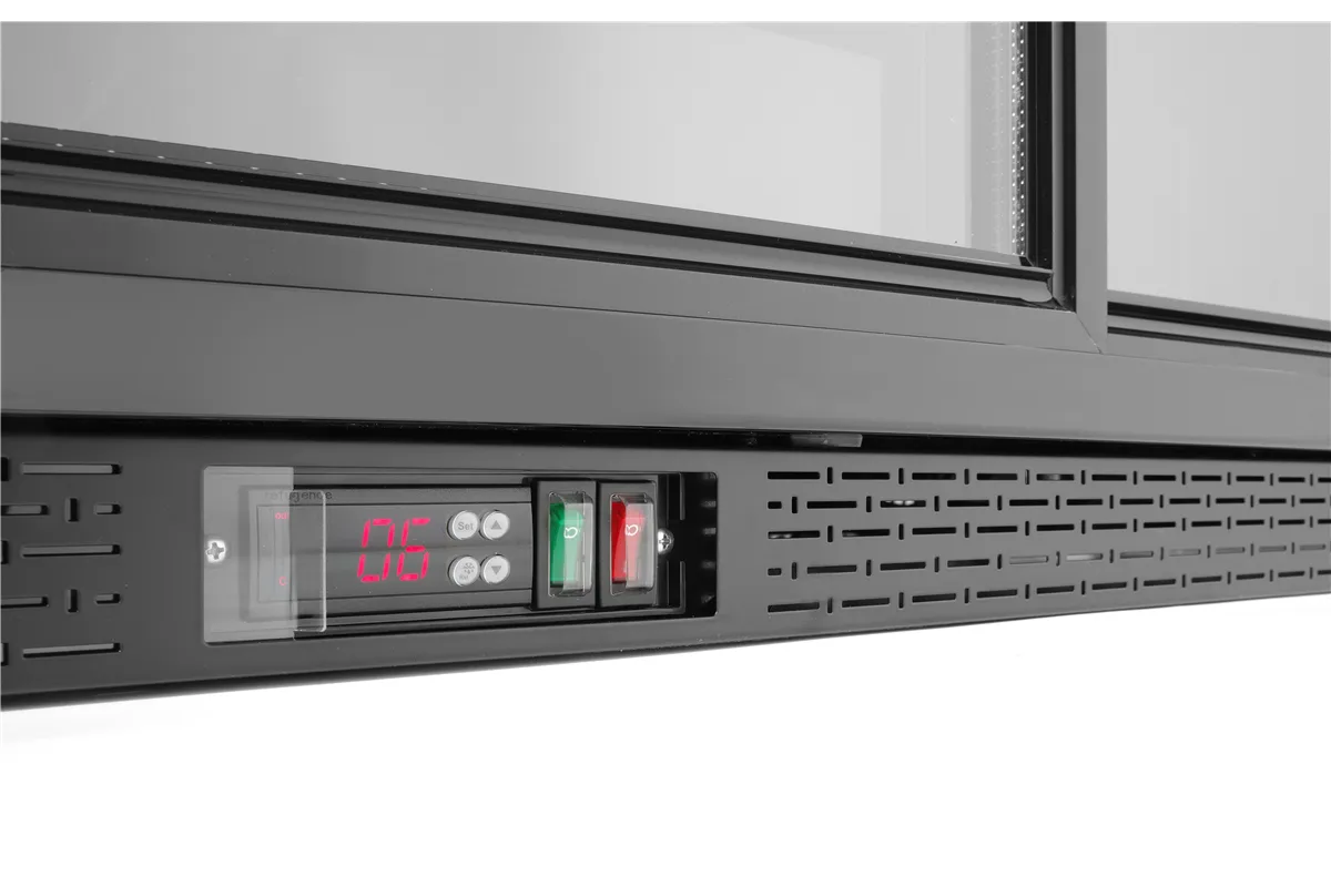 Lodówka barowa z potrójnymi drzwiami suwanymi, 308L, czarny, 220-240V/160W, 1350x520x865mm Arktic 236901