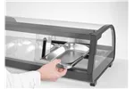Witryna chłodnicza do sushi, W zestawie pojemniki: 4xGN1/3 40 mm, czarny, 220-240V/190W, 1177x426x296mm Arktic 274071
