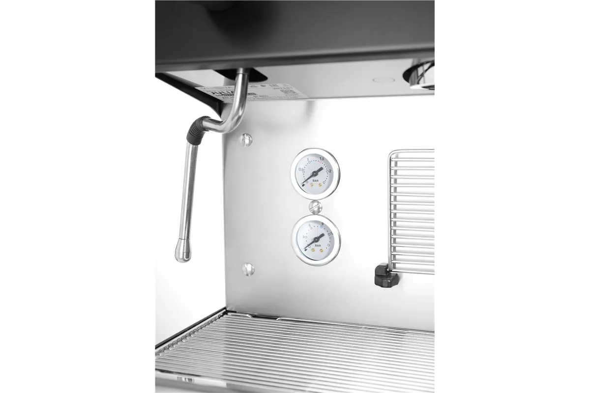 Ekspres do kawy Julia, 2-grupowy, automatyczny, 230V/3700W, 665x563x530mm Verona 207581