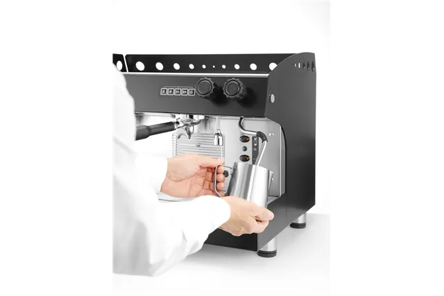 Ekspres do kawy Julia, 2-grupowy, automatyczny, 230V/3700W, 665x563x530mm Verona 207581