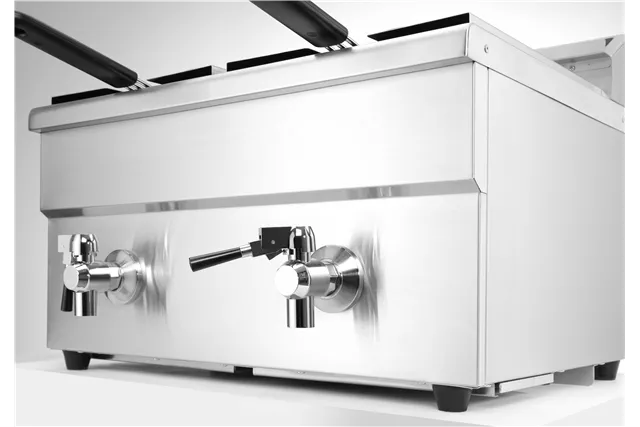 Frytownica indukcyjna z kranem spustowym, 2 × 8 l, Profi Line, 16L, 230V/7000W, 577x609x410mm HENDI 215029