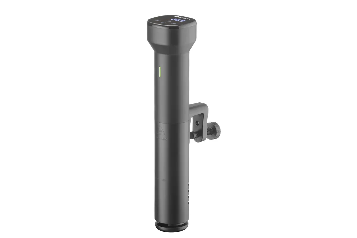 Cyrkulator zanurzeniowy do sous vide 30, 30L, czarny, 220-240V/1200W, 70x120x330mm HENDI 221129