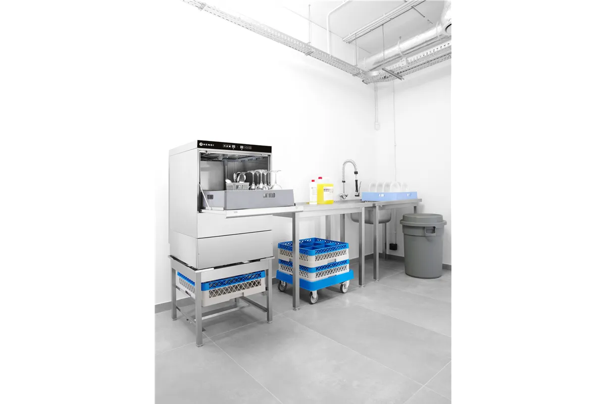 Zmywarka do naczyń 50x50 – sterowana elektronicznie, 400V/6600W, 570x600x830mm HENDI 231753