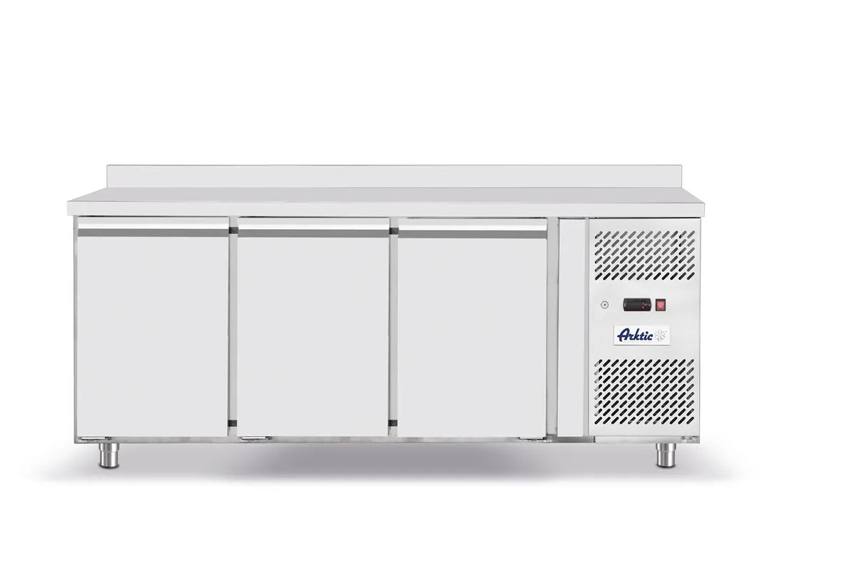 Stół chłodniczy 3-drzwiowy 420 l, Profi Line, GN 1/1, 420L, 230V/400W, 1795x700x879mm Arktic 232057