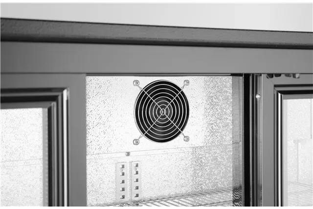 Lodówka barowa z potrójnymi drzwiami suwanymi, 254L, czarny, 220-240V/160W, 1350x520x865mm Arktic 235836