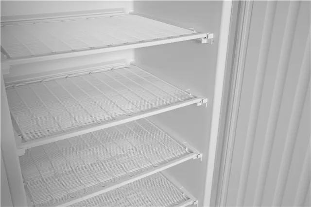 Szafa mroźnicza w obudowie ze stali malowanej na biało, Budget Line, 600 l, 220-240V/436W, 775x710x1900mm Arktic 236109