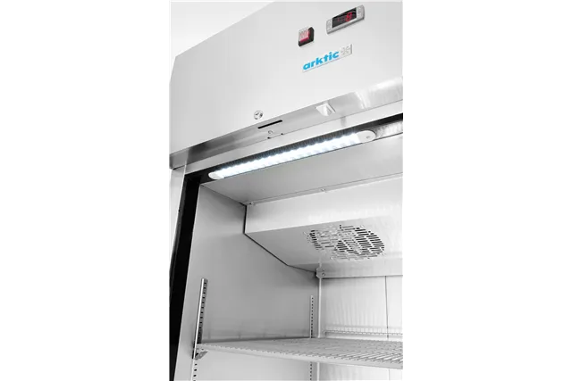 Szafa chłodnicza, 1-drzwiowa, GN 2/1, 465L, 230V/250W, 700x880x2043mm Arktic 236673