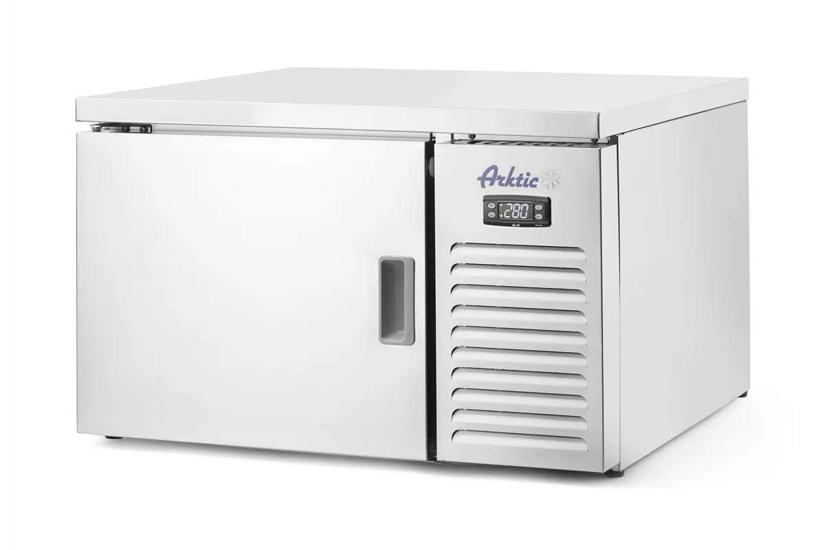 Schładzarka szokowa 3 x GN 2/3, GN 2/3, 30L, 230V/420W, 660x640x525mm Arktic 237731