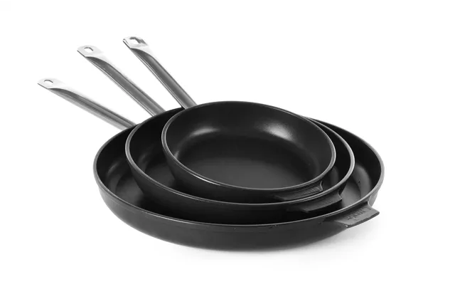 Patelnia Titanium Professional, ⌀240x55mm HENDI 629109