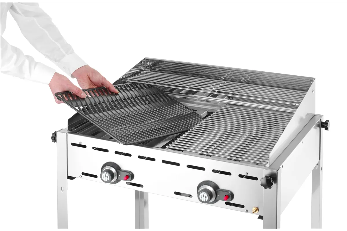 Grill Green Fire 2-palnikowy, Profi Line, Emaliowana patelnia żeliwna i ruszt GN 1/1, 11,6kW, 740x615x825mm HENDI 149508
