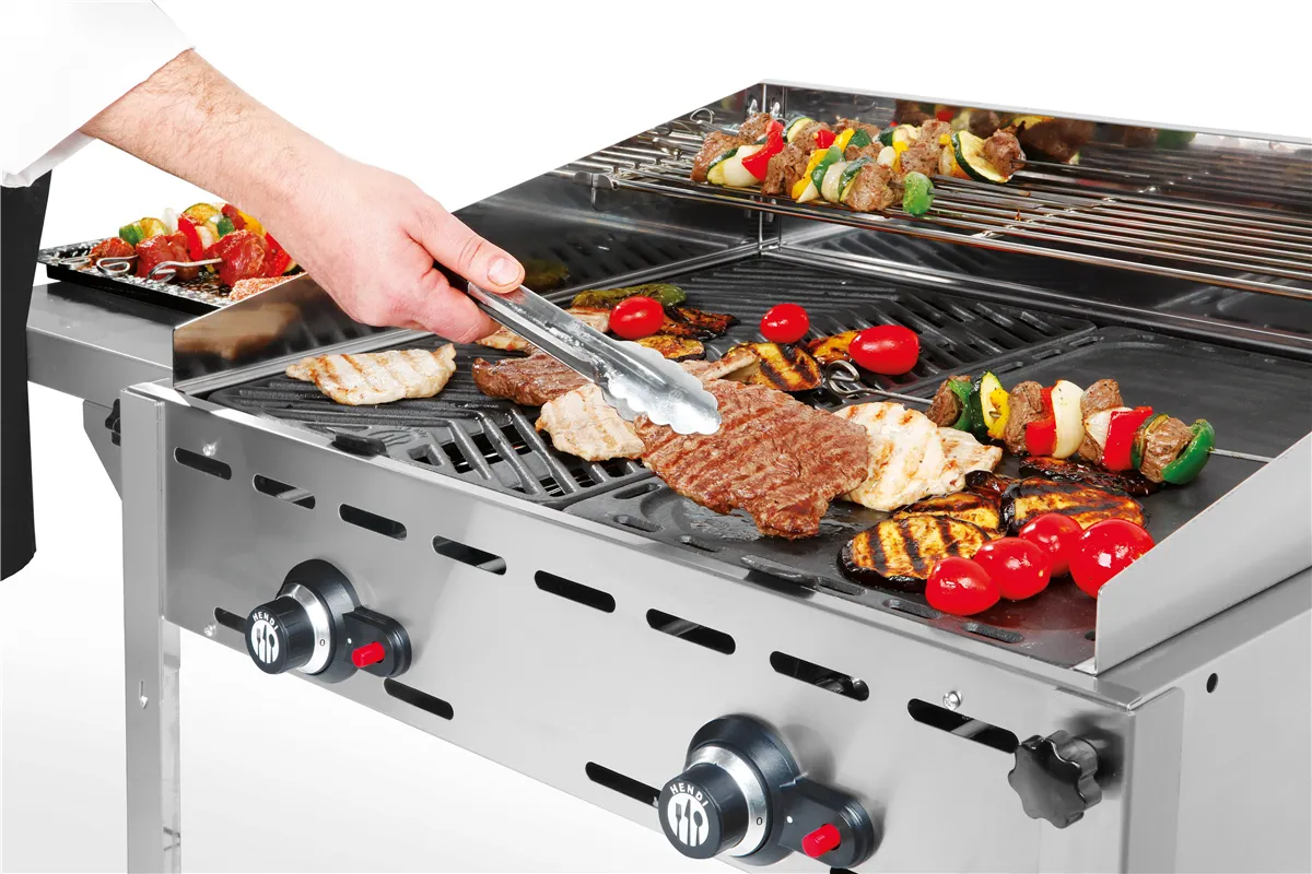 Grill Green Fire 2-palnikowy, Profi Line, Emaliowana patelnia żeliwna i ruszt GN 1/1, 11,6kW, 740x615x825mm HENDI 149508