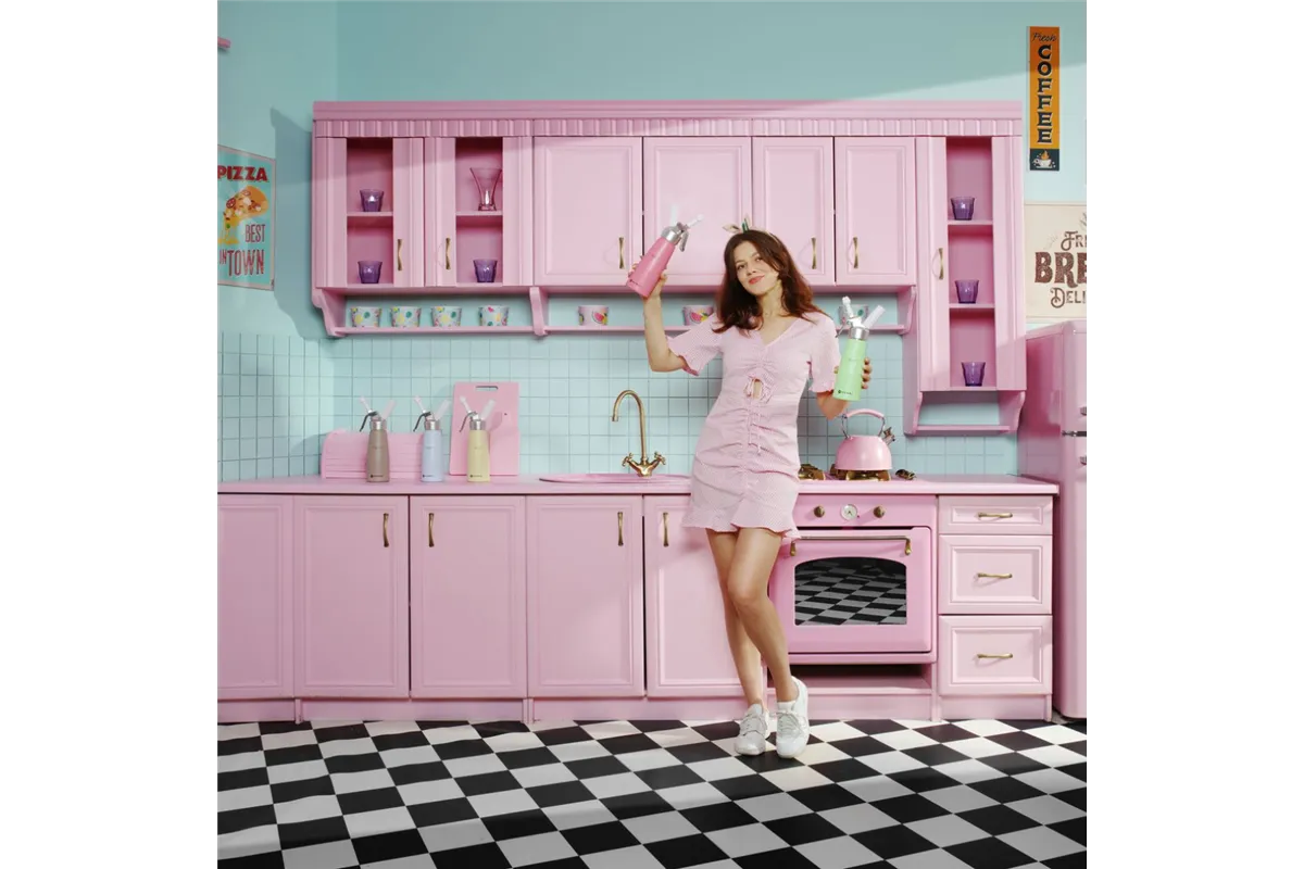 Syfon do bitej śmietany, 0,5L, Pastelowy różowy, ⌀80x260mm HENDI 975886