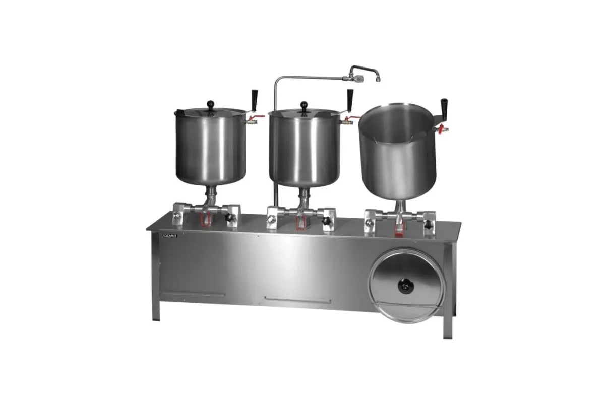 Zestaw kociołków przechylnych parowy (pojemność 3x30 l) ZP-6