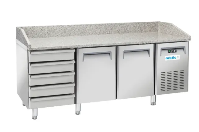 Stół chłodniczy do pizzy 2-drzwiowy z 5 szufladami i blatem granitowym, Arktic, 362L, srebrny, 230V/210W, 2025x800x(H)1040mm